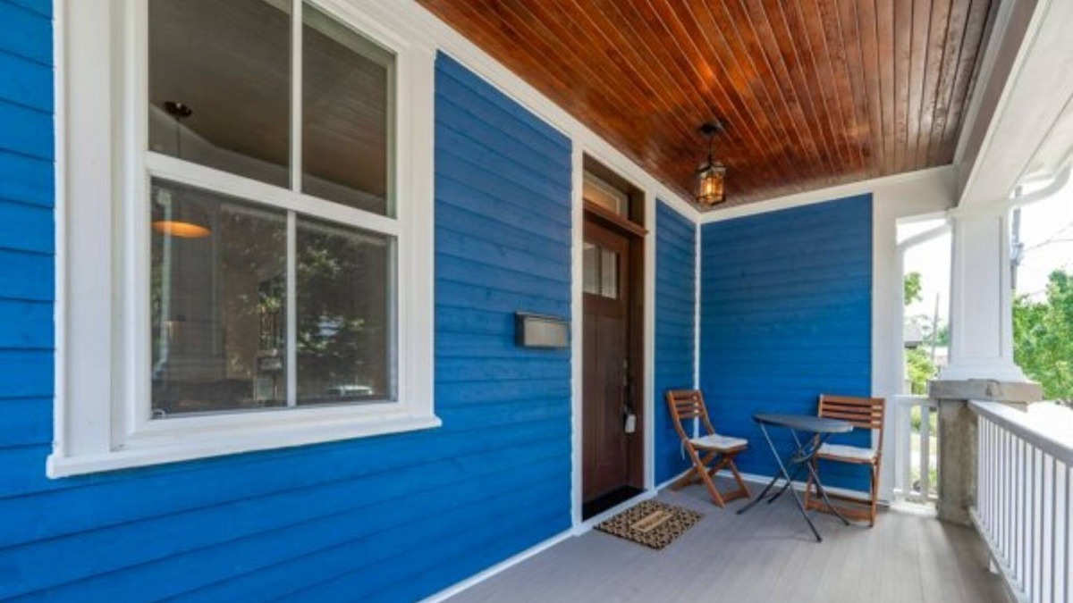 Guelph House | Beautiful century home located in downtown Guelph