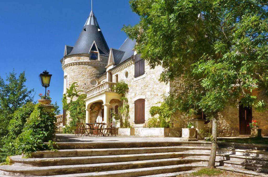 Cambayrac Villa | Beautiful Château with Private Pool near Cahors