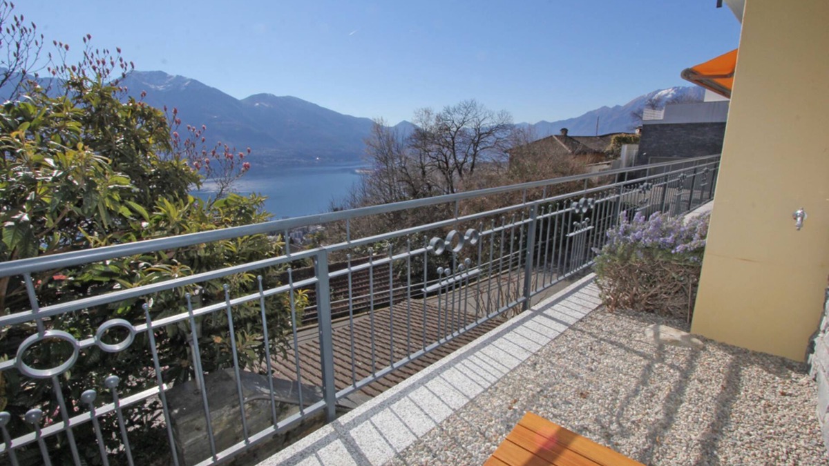 Brione sopra Minusio Apartment | Beautiful duplex apartment with stunning panoramic views in two-family house