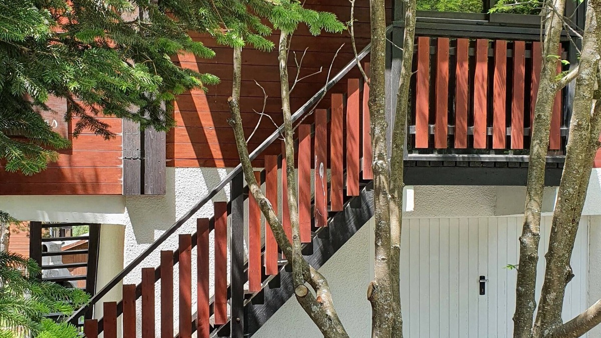 Eyne 2600 Ski Chalet | Beautiful Chalet, 6/8personnes, panoramic view, Garden, BBQ, TV, Wifi, Netflix.