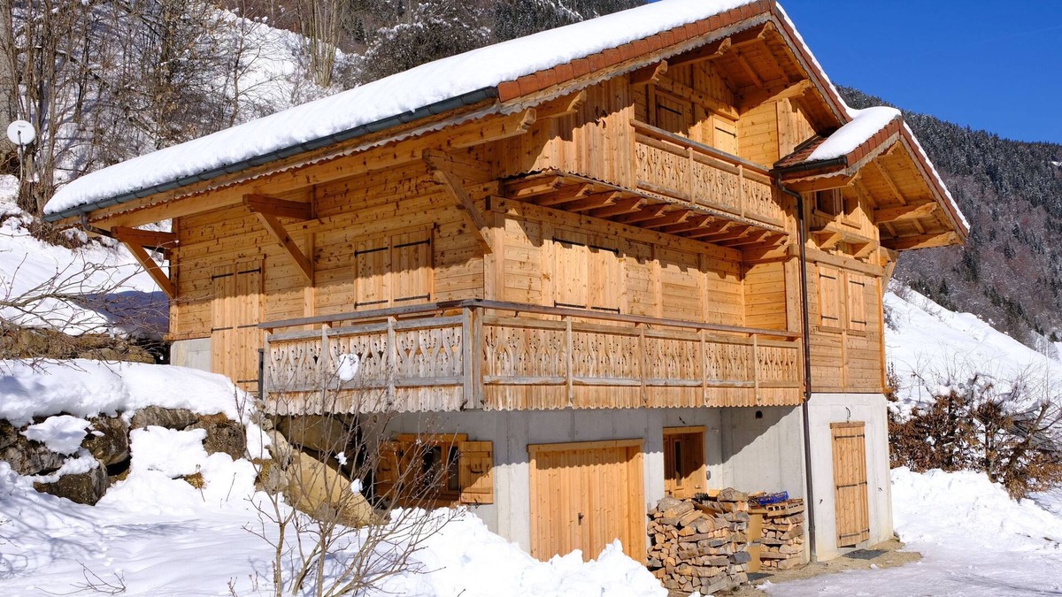 Le Reposoir Ski Chalet | Beautiful Chalet in the heart of the village of Reposoir