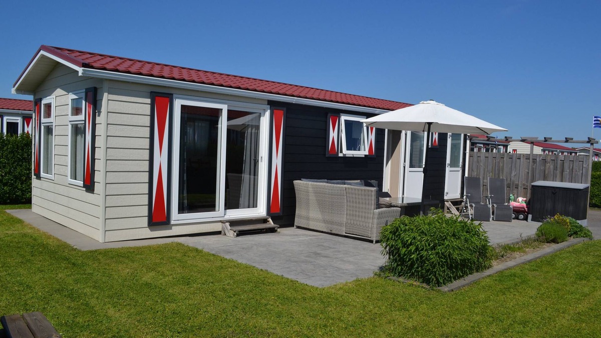 Serooskerke Ski Chalet | Beautiful chalet, quiet with terrace