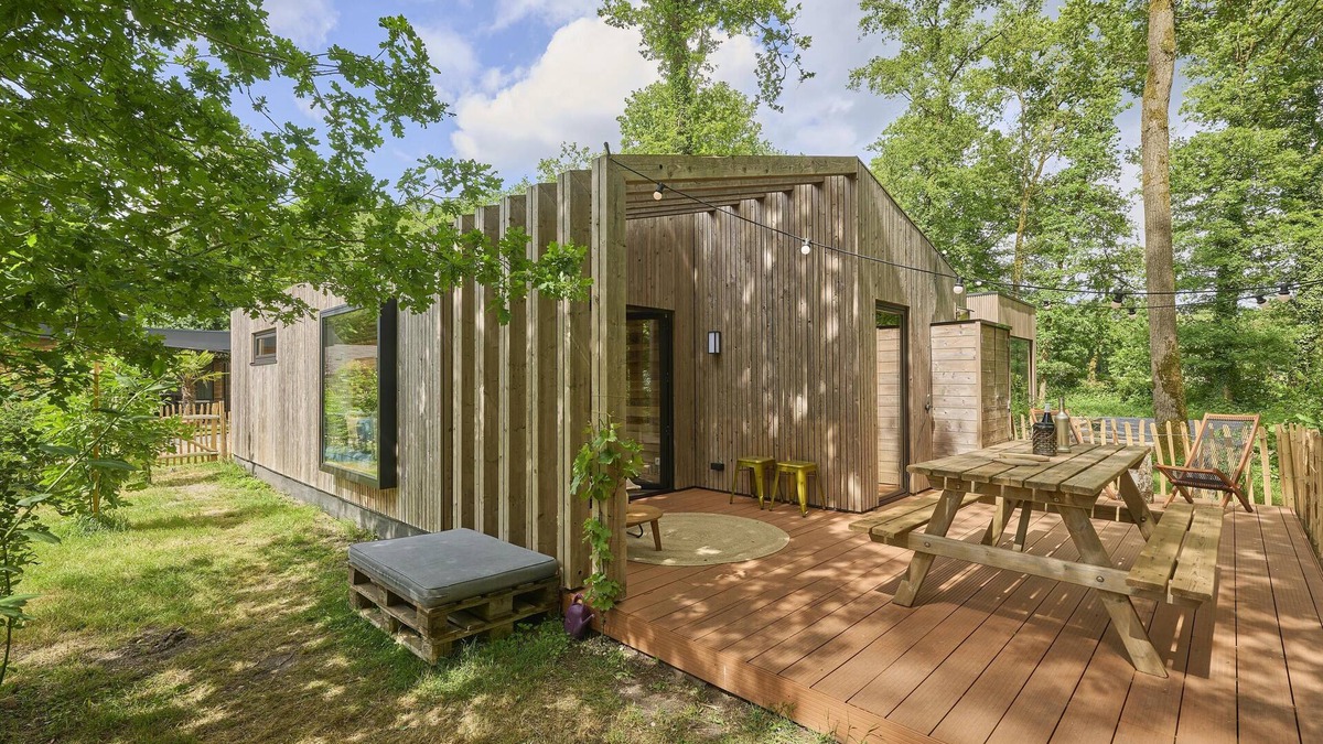 Zutendaal House | Beautiful chalet with a terrace in the woods