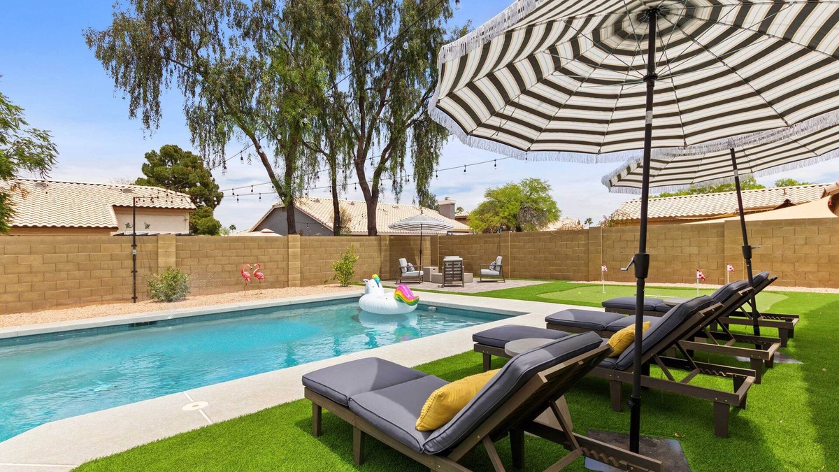 Chandler House | Beautiful Chandler Escape w/Putting Green & Pool!