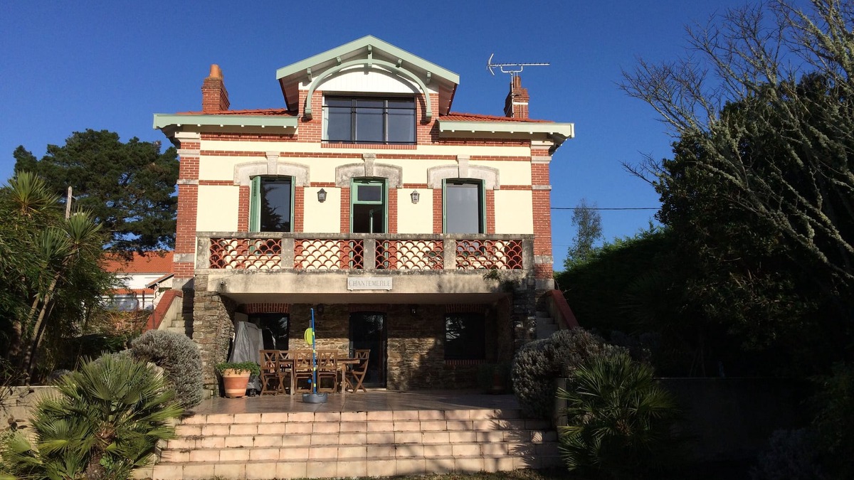 Pornic Villa | Beautiful character villa, sea view, terraces, southern exposure, garden & beach