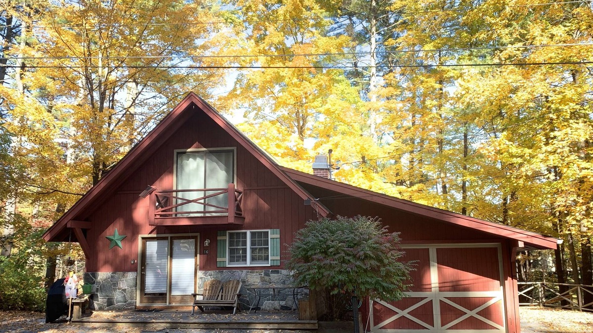 Bolton Landing House | Beautiful, Charming, Clean, Convenient, Adirondack, Bolton Beauty , walk to town