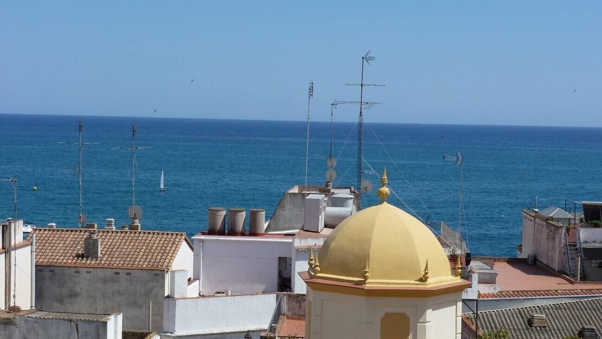 Sant Pol De Mar House | Beautiful charming traditional house on the coast of Barcelona: Sea view. Free wifi, a/c