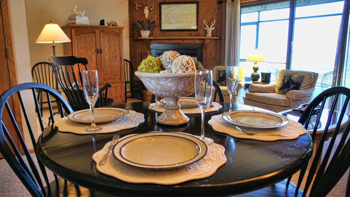 Onamia House | Beautiful & Clean 2 Bedroom Mille Lacs Rental at Izatys - Contactless Check-in