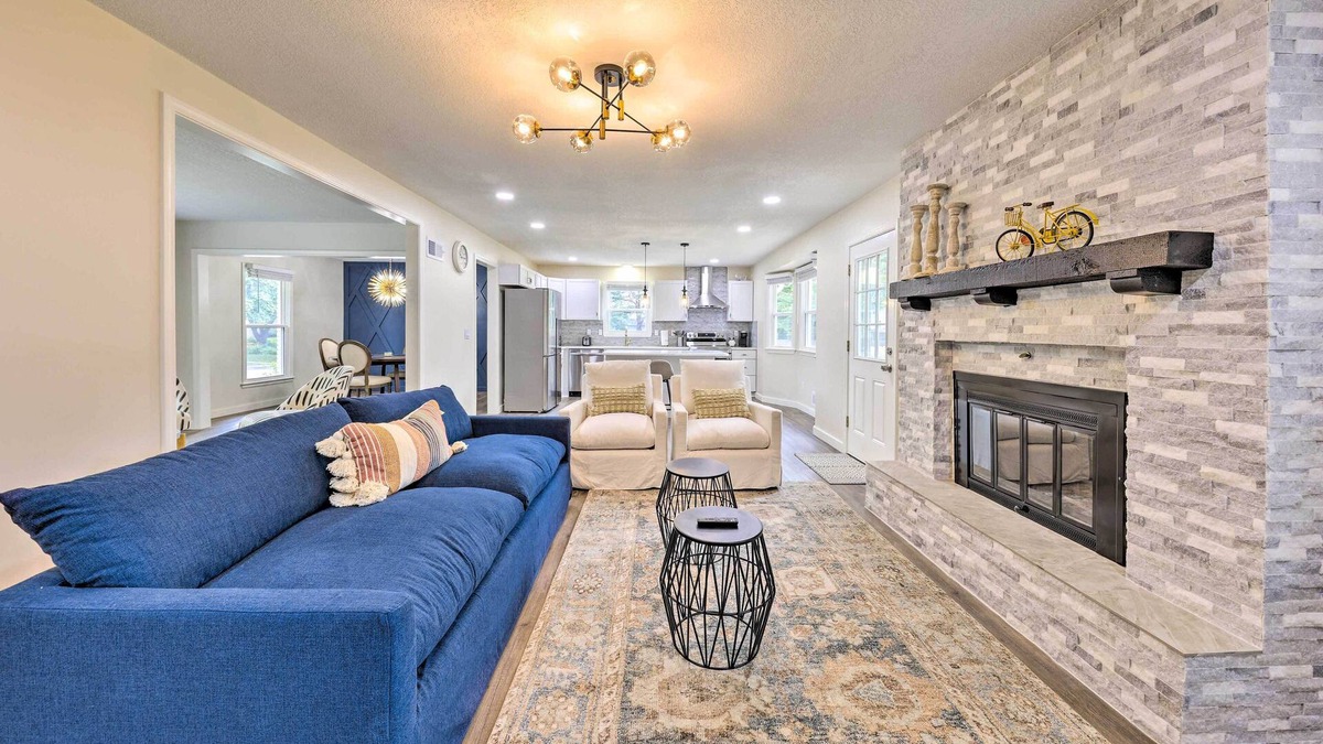 Nall Hills House | Beautiful-Clean-Modern-Convenient-Accessible Home