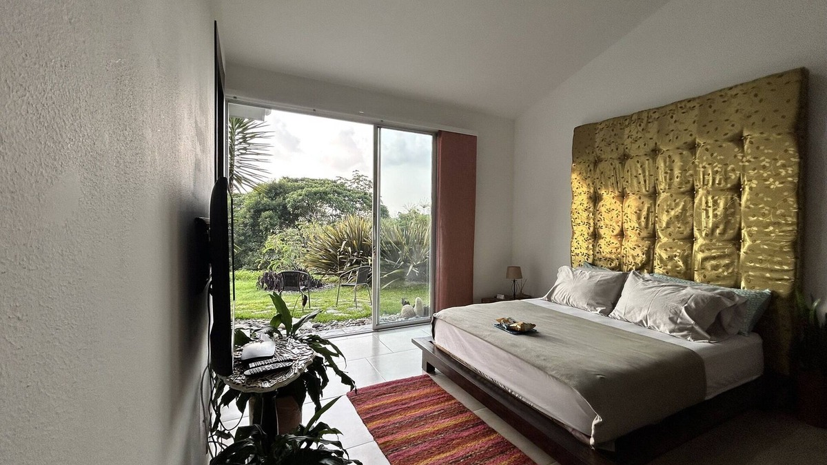 Luna Park House | Beautiful & Comfortable Suite In The Country Side
