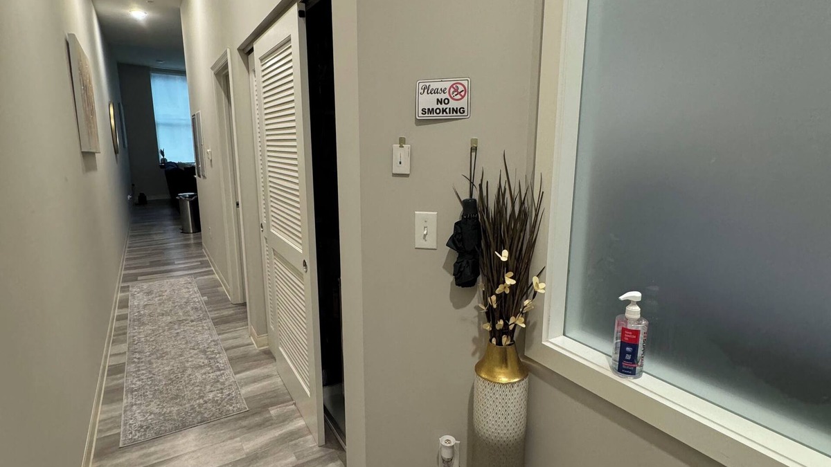 Gateway District Condo | Beautiful Condo Downtown Cleveland With Free Parking
