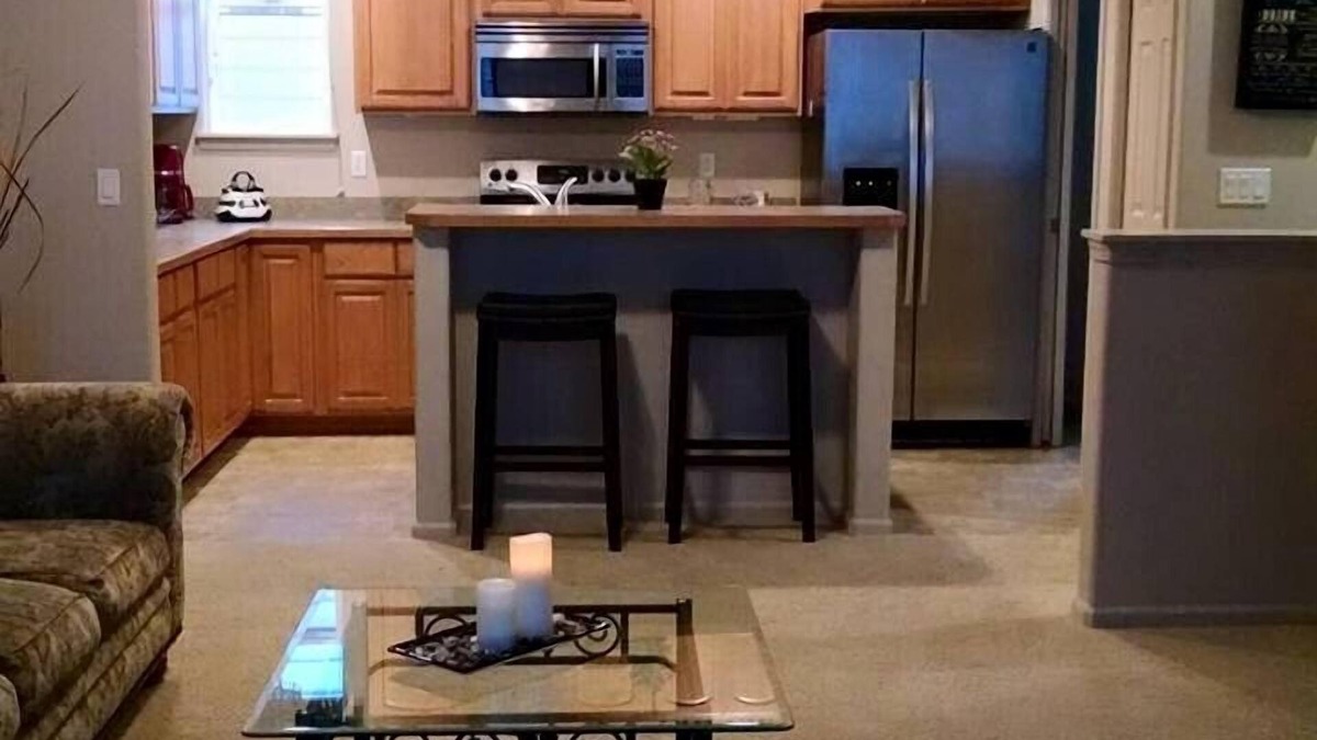 Florence Condo | Beautiful Condo In The Heart Of Old Town Florence. 2 Bdrm. Close To Everything!