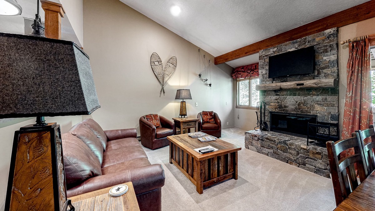 Moose Wilson Road Condo | Beautiful condo with full kitchen, mountain views