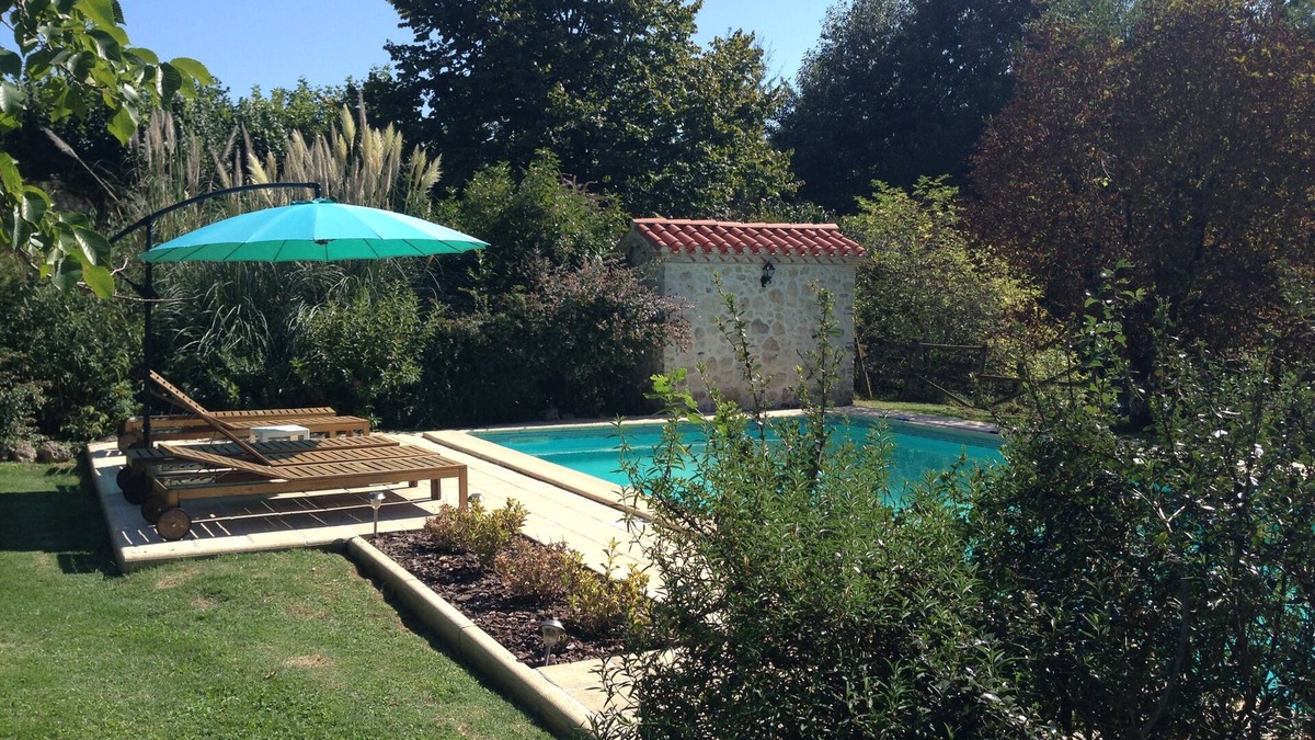 Pont-du-Casse House | Beautiful Converted Barn with Private Pool