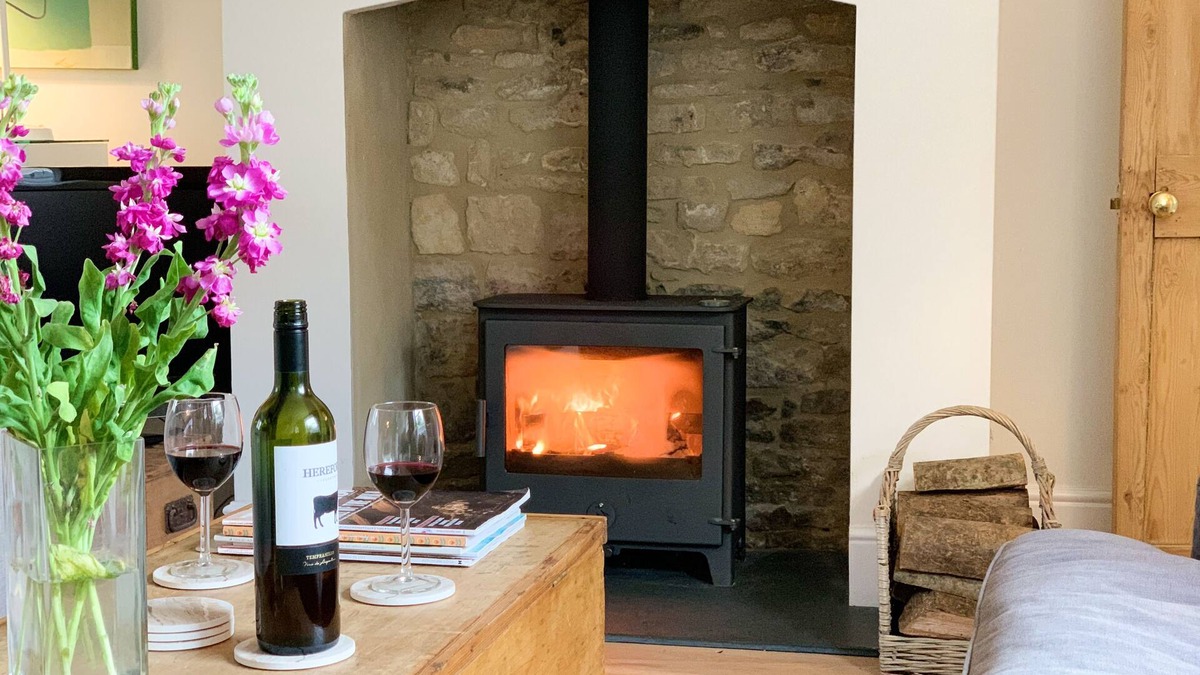 Charlbury House | Beautiful Cotswolds cottage in Charlbury - perfect for groups or families