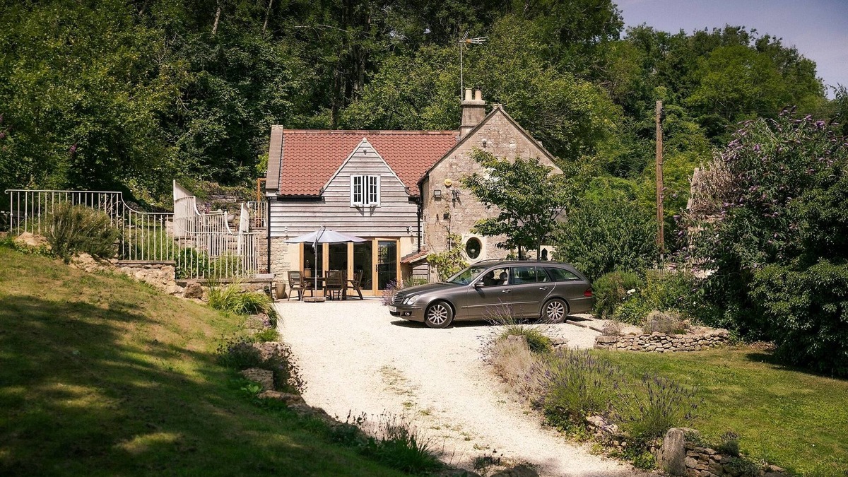 Bath House | Beautiful cottage in countryside near Bath