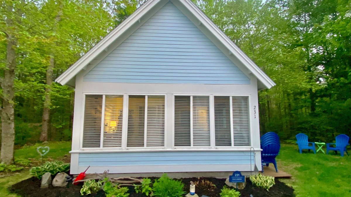 Summer Village Cottage | Beautiful cottage in Summer Village!