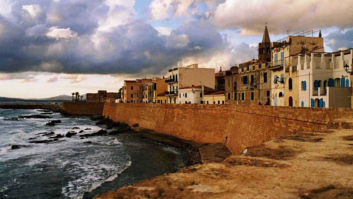 Lido Apartment | Beautiful cottage just renovated a few steps from the sea