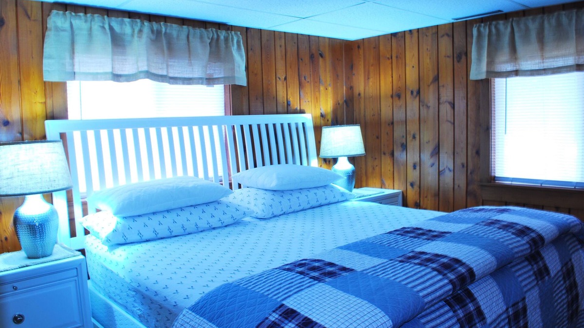 Lewiston Cottage | Beautiful Cottage Just minutes from The Twin Lakes & Beach