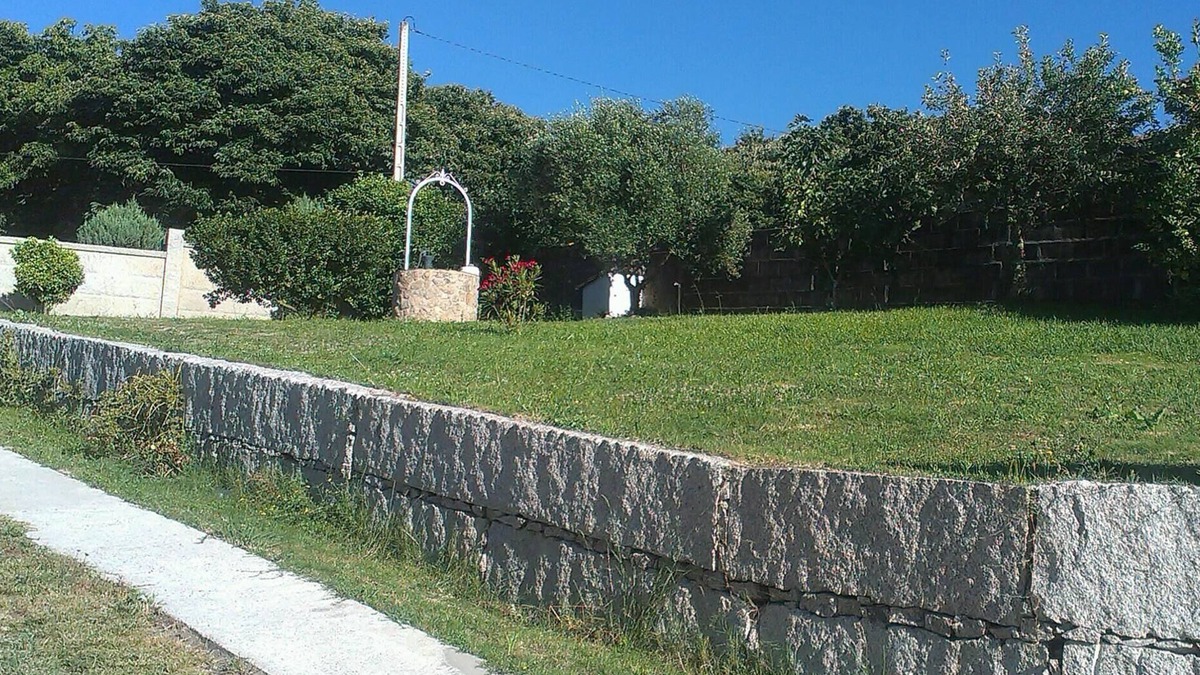 Dodro House | BEAUTIFUL COTTAGE WITH FULLY ENCLOSED FARM 5 KM FROM PADRÓN