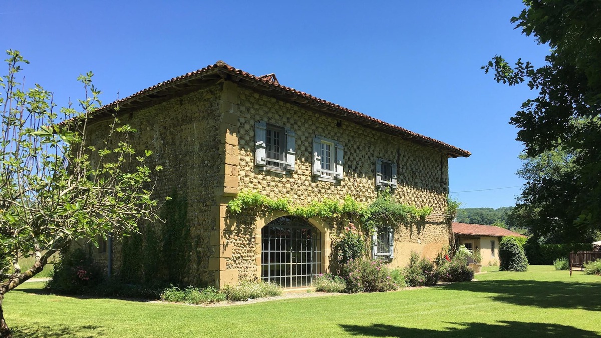Sariac-Magnoac House | Beautiful country house for 10 + people. Heated swimming pool.