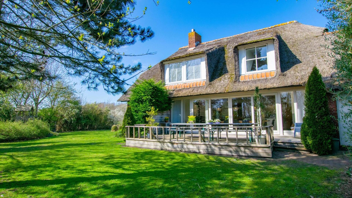 Callantsoog House | Beautiful country house with sauna, large garden