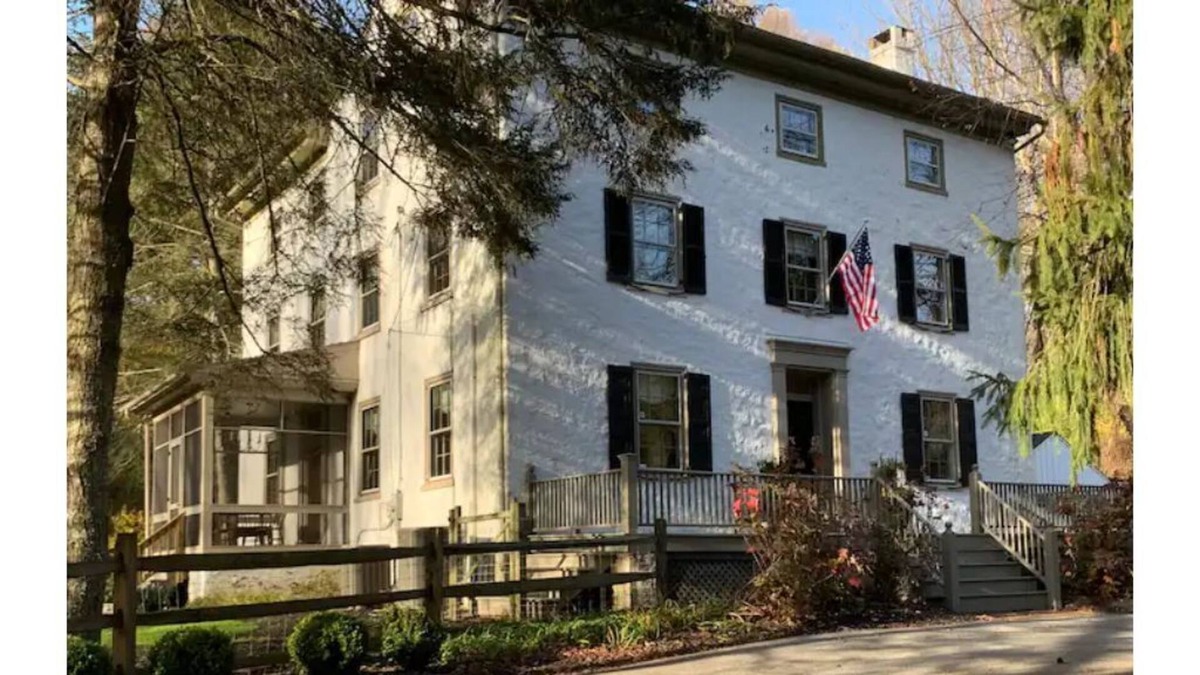 Chadds Ford House | Beautiful Country House Convenient Location