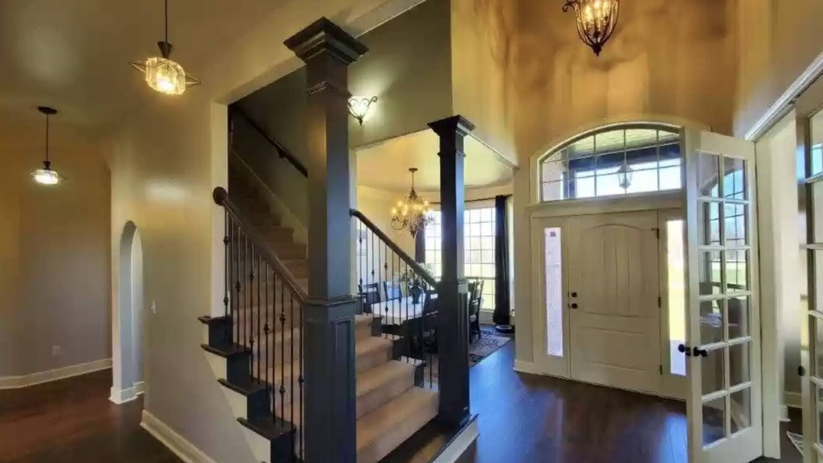 Bentonville - Fayetteville House | Beautiful country home in Cave Springs AR