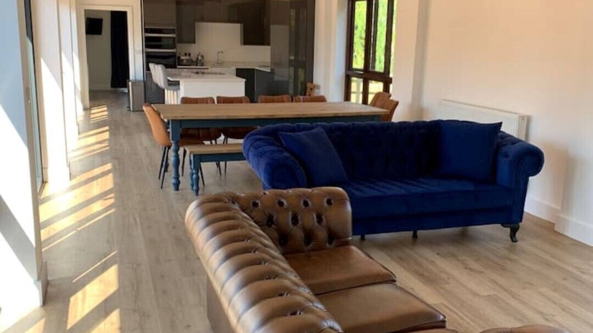Upper Dean House | Beautiful Countryside Retreat for Large Group