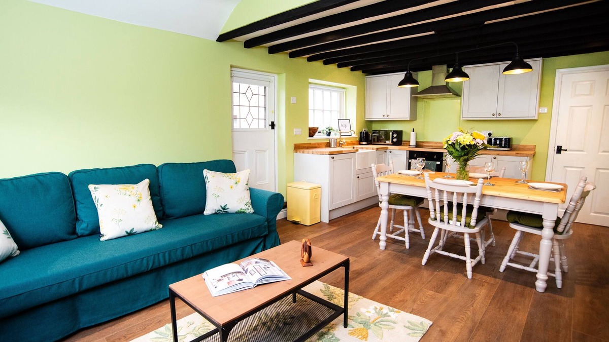 Stoke Bardolph Apartment | Beautiful Countryside Cottage | Peaceful Setting