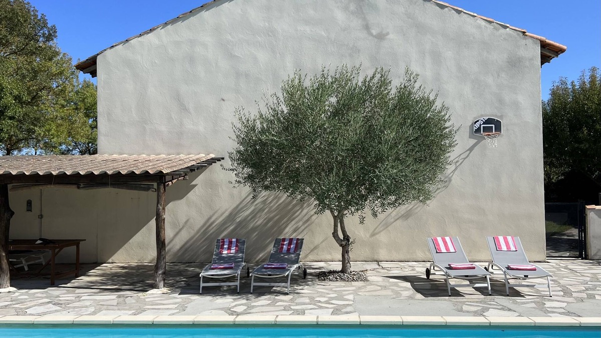 Fanjeaux Villa | Beautiful countryside home with pool + views