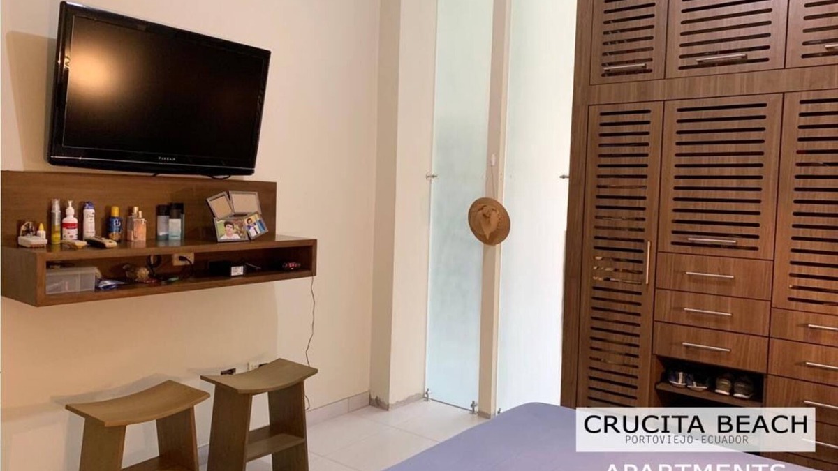 Crucita House | Beautiful Crucita Beach Condo - Oceanfront Property