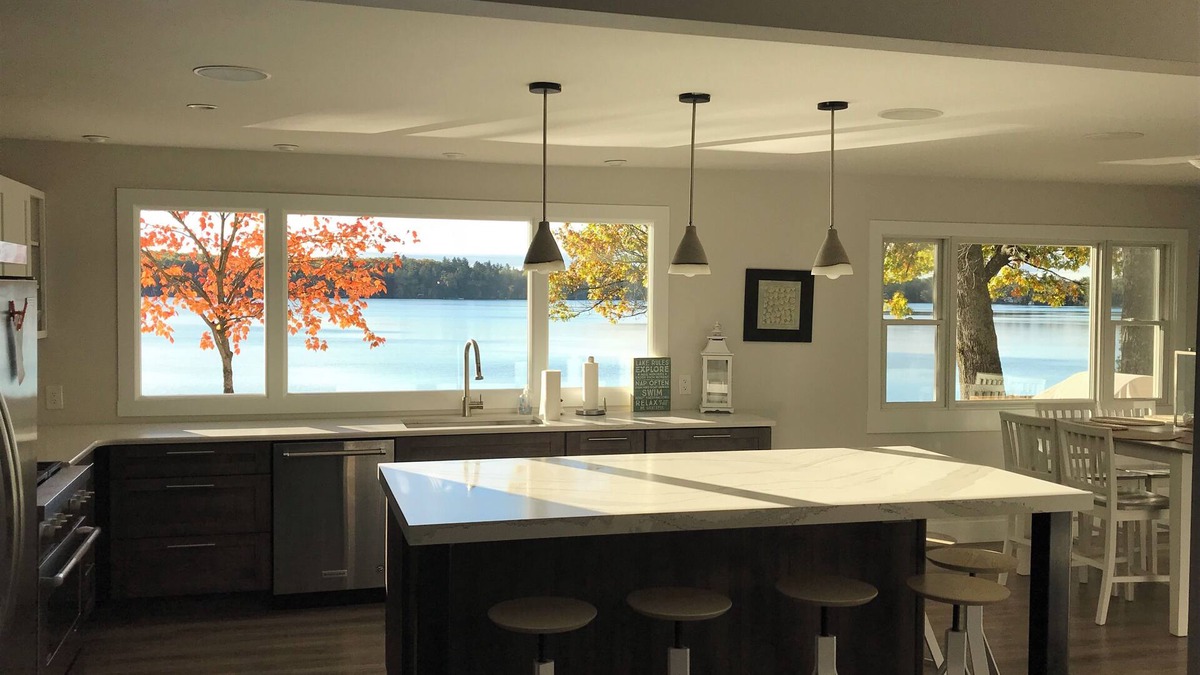 Hillman House | Beautiful, Crystal Clear Lake, Right on the Beach, Very Clean & Family Friendly!