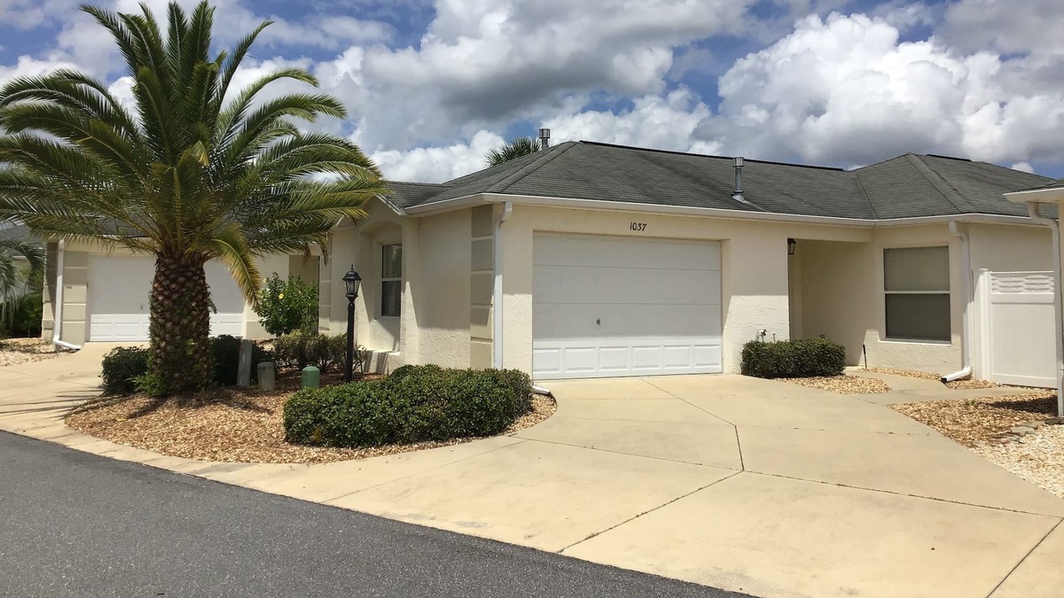 Virginia Trace Villa | Beautiful Dog Friendly 2/2 Villa w/ BBQ Grill, & FREE WiFi!