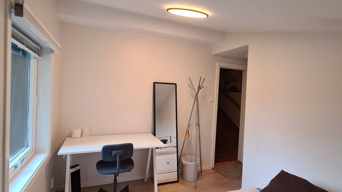 Skedsmo House | Beautiful Double Bed in DT Serene Villa near Oslo | Lillestrøm K5
