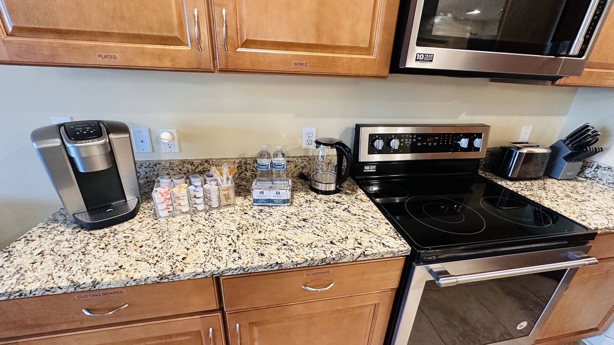 Saint Joseph Apartment | Beautiful downtown condo with marina views, minutes from the beach