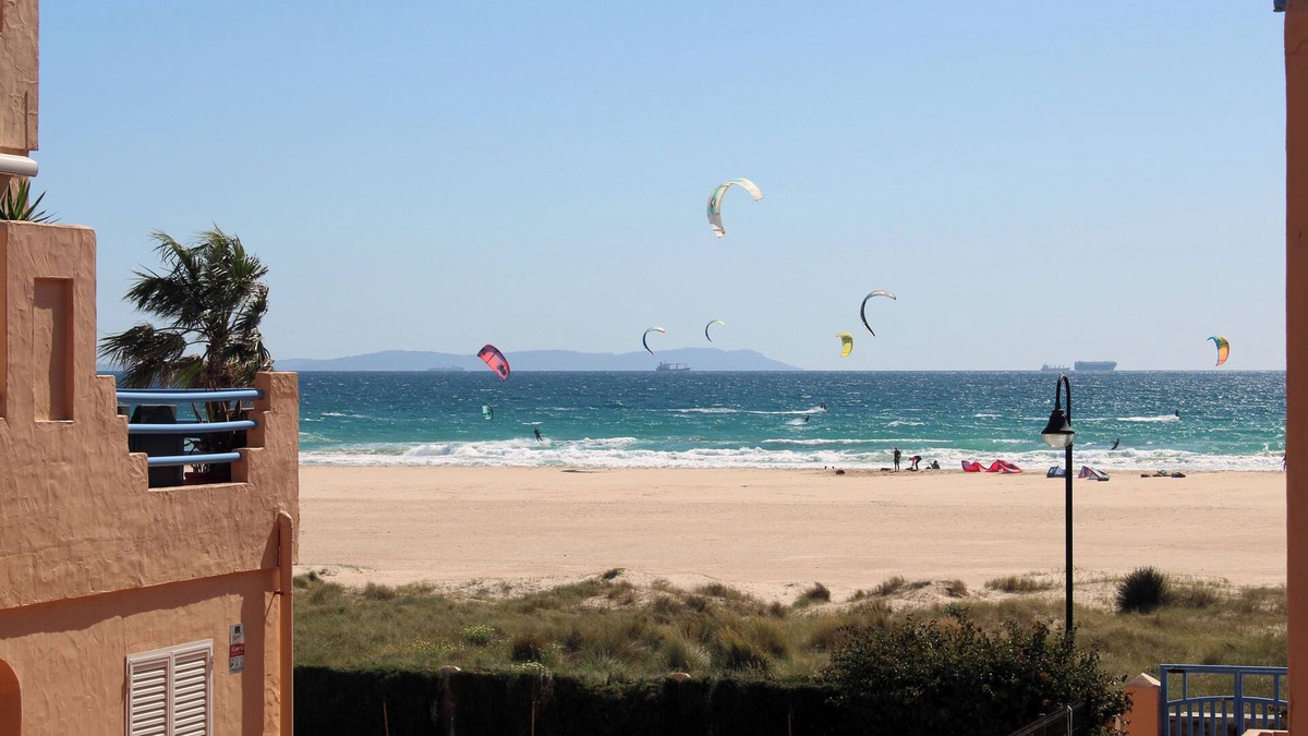 Tarifa Apartment | Beautiful duplex apartment right on the beach