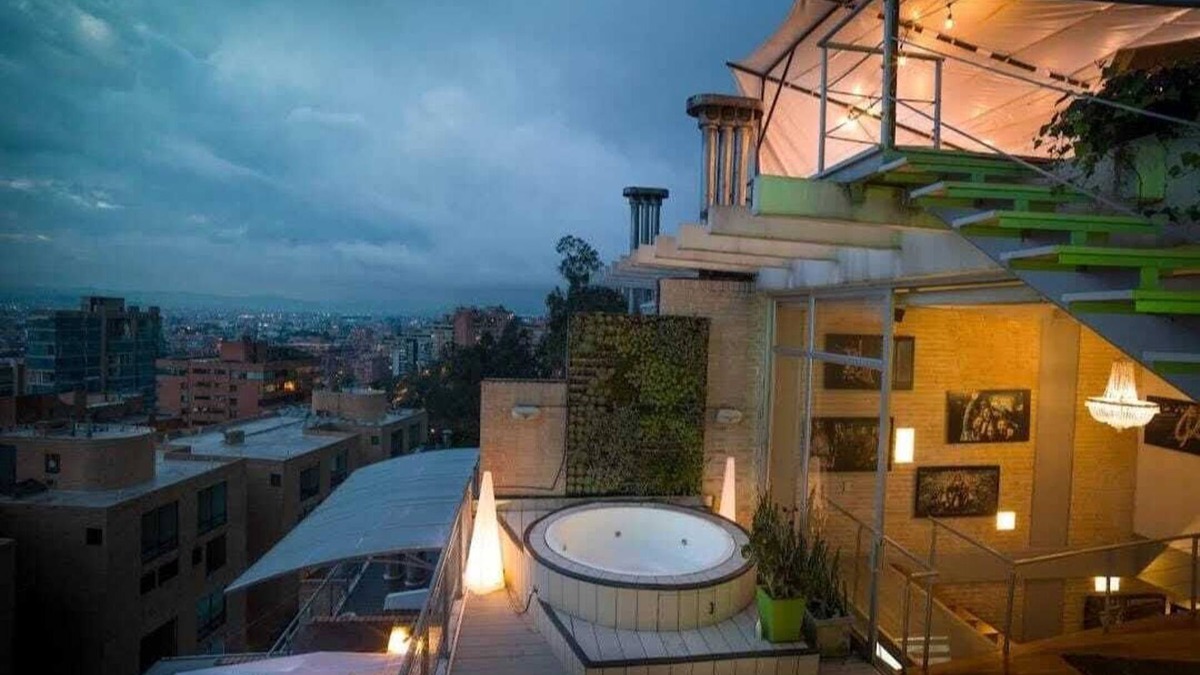 Financial District Apartment | Beautiful duplex penthouse, jacuzzi in Bogotá, D.C