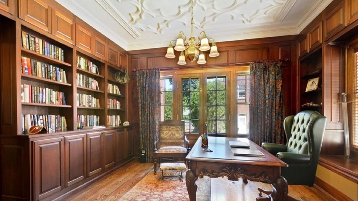 Historic Water Tower House | Beautiful English Mansion, 1/4 mile from Lake and close to Arts & Entertainment