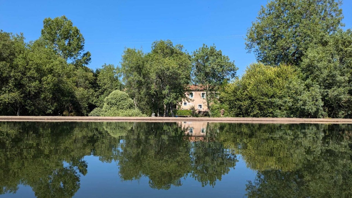 Canencia House | Beautiful romantic Watermill on waterfront in natural park, 40 min from Madrid.