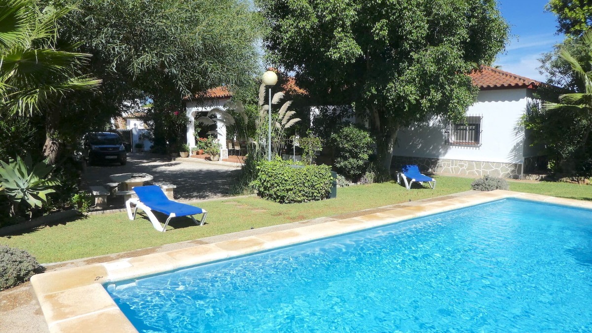 Conil de la Frontera House | Beautiful vacation home with private swimming pool and gorgeous garden
