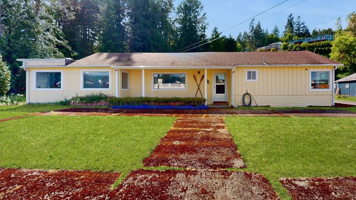 Hoodsport House | Beautiful Escape on Hood Canal – Serene Getaway in Hoodsport