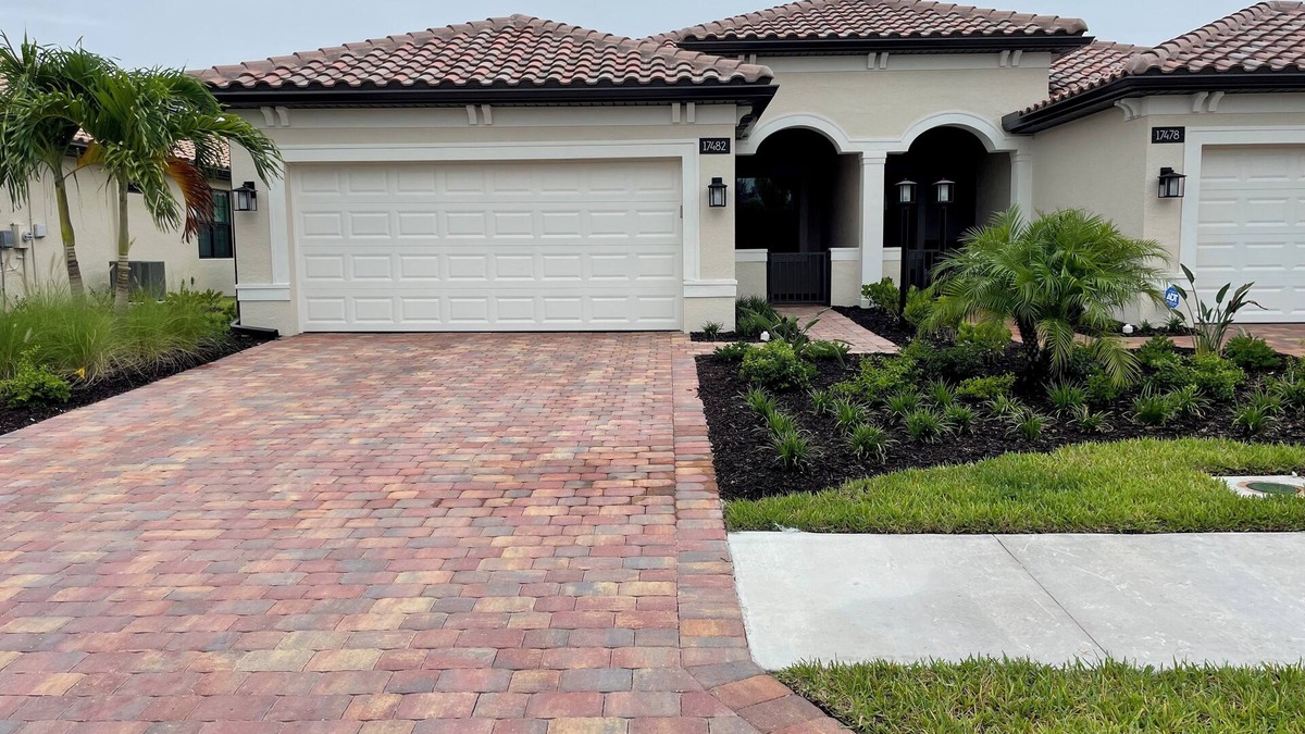 Biggar Villa | Beautiful Esplanade Lake Club in Ft Myers Florida. Reduced Rate for April 2026!