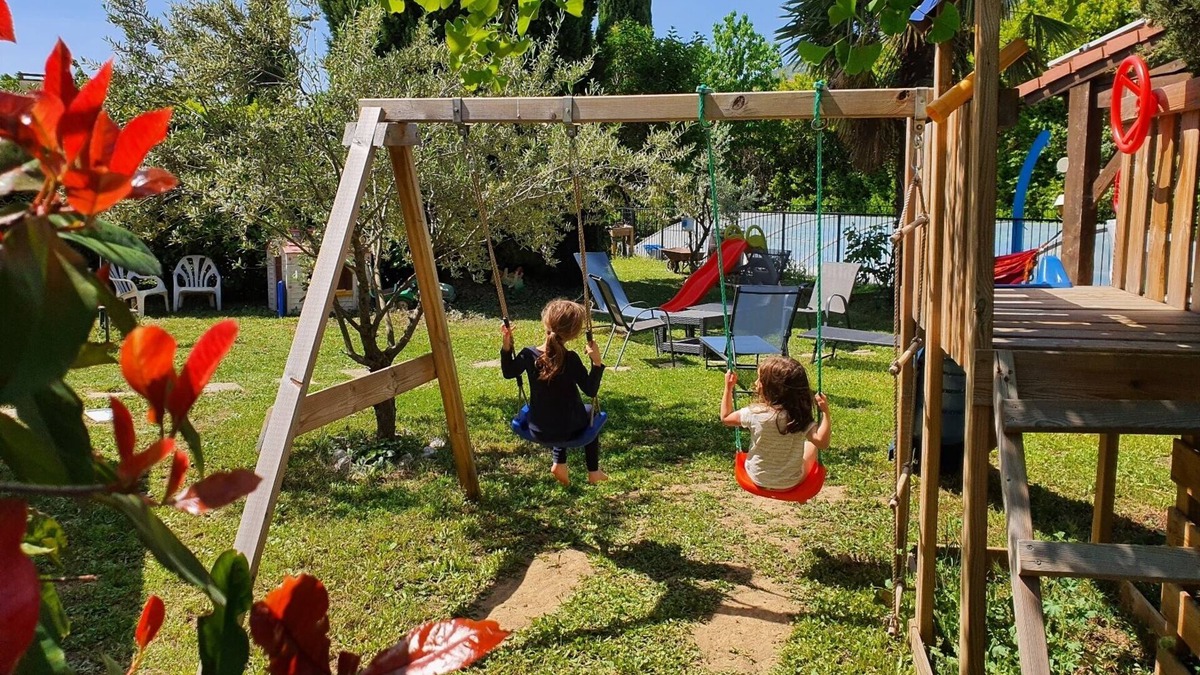 Guilherand-Granges House | Beautiful family home. Air conditioning and heated pool