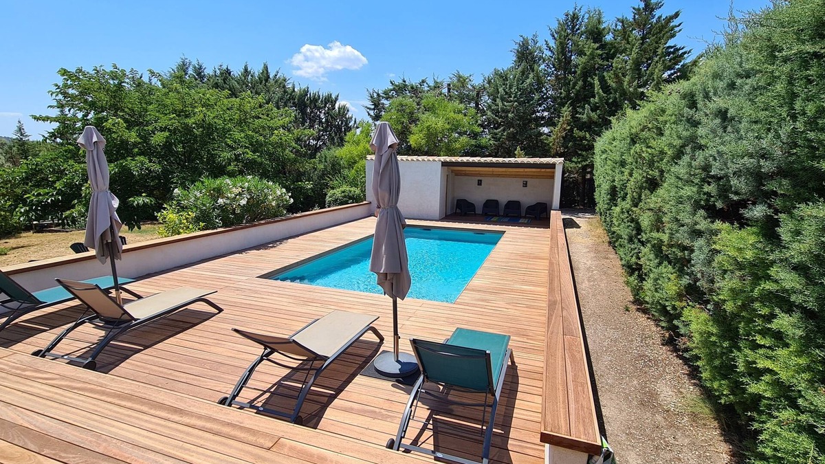 Valflaunes House | Beautiful family home with pool Pic Saint Loup. landscaped and tranquil park