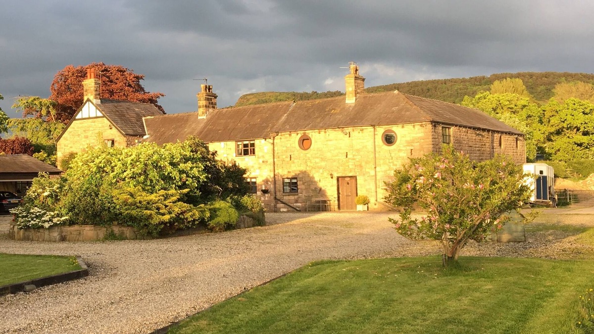 Congleton House | BEAUTIFUL FARM STAY AT THE SADDLERY CHESHIRE