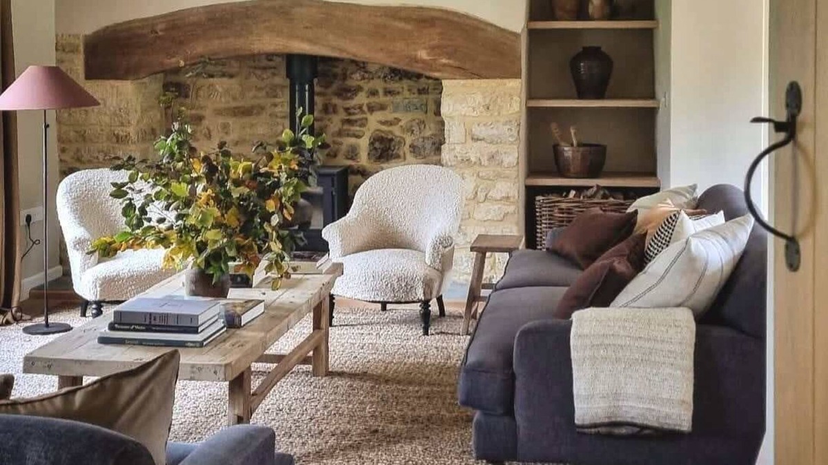 South Cadbury House | Beautiful Farmhouse & Garden in Heart of Somerset