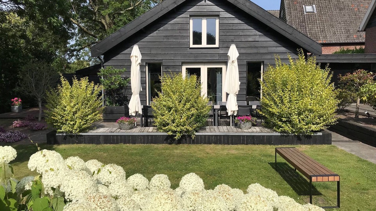 Oud-Alblas Other | Beautiful farmhouse Het Vinkenest in Oud-Alblas for 16 persons