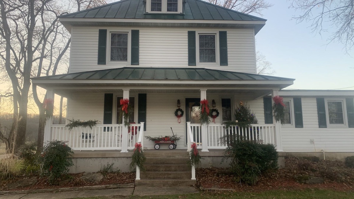 Mount Sterling House | Beautiful Farmhouse Stay!