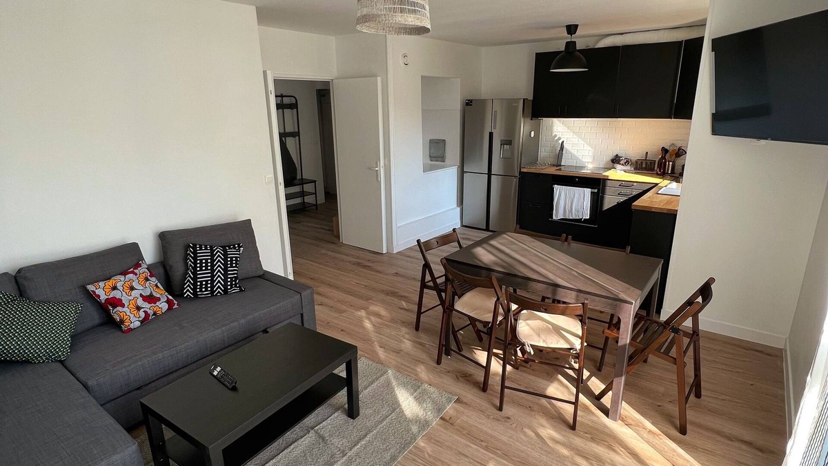Maisons-Alfort Apartment | Beautiful flat (10 min to Paris center by metro 8)